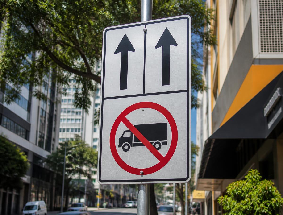 Placa de sinalização de trânsito em metal galvanizado